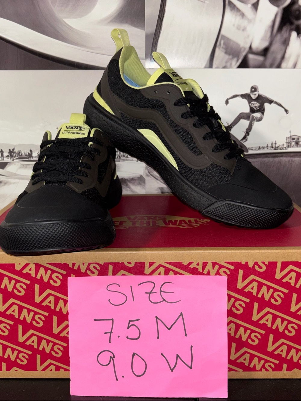 Vans MTE Ultrarange EXO sz 7.5 Men’s 9.0 Woman
